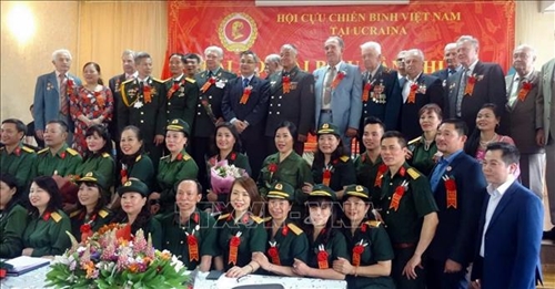 Hạt nhân gắn kết các phong trào cộng đồng Việt Nam ở nước ngoài